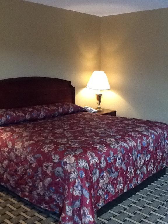Caronoda Motel Central City Номер фото